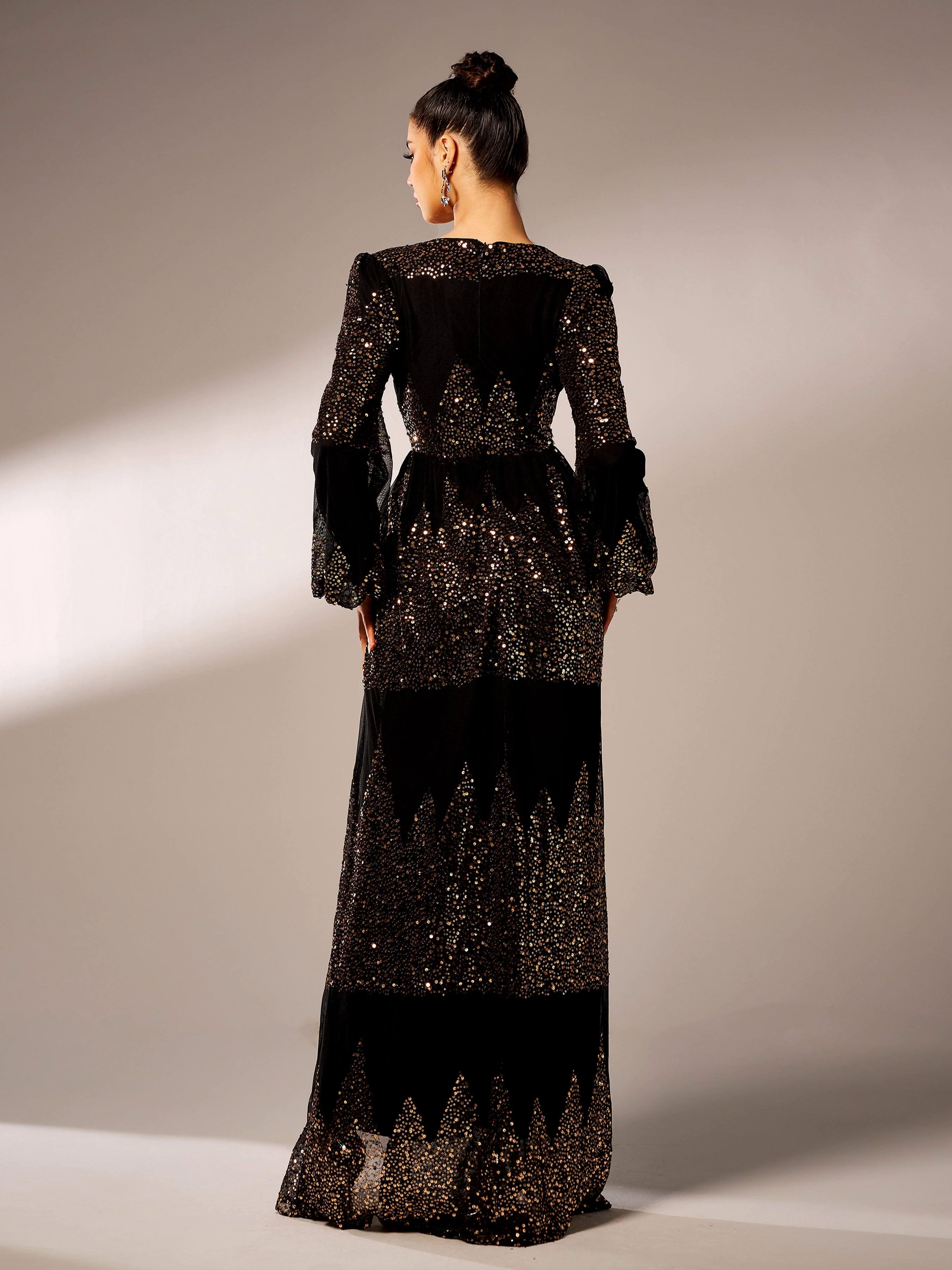 Sexy V-neck Slit Sequin Prom Dress GM00627 Sexy V-neck Slit Sequin Prom Dress GM00627